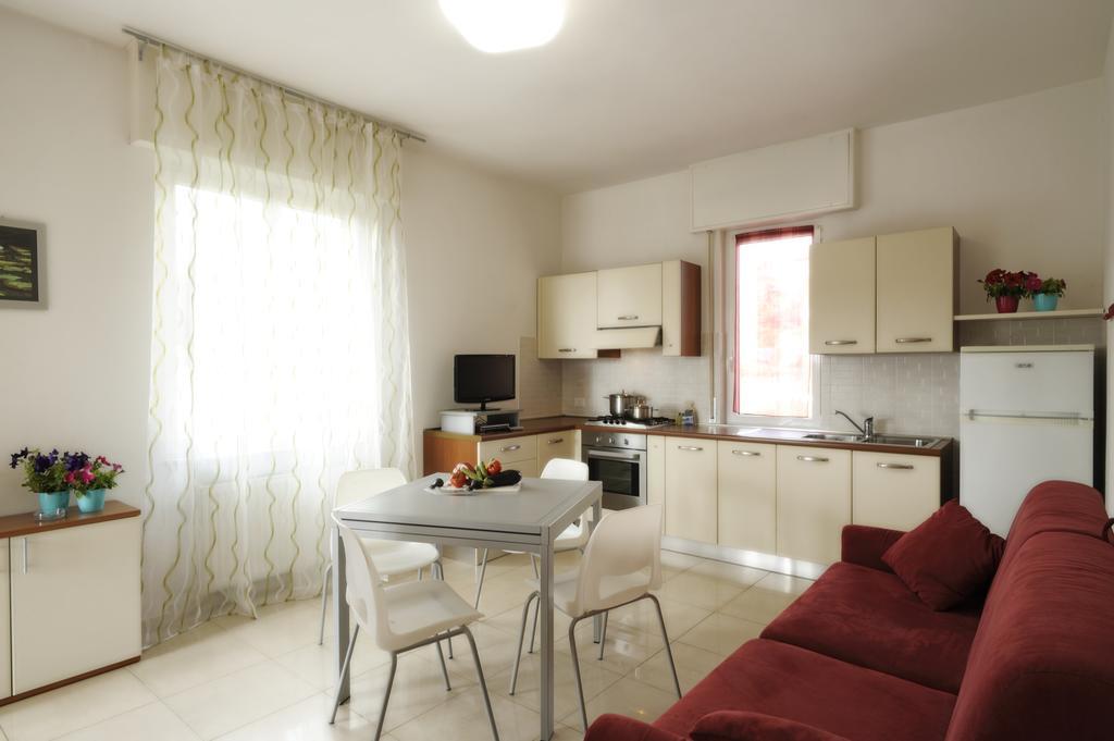 Residence I Cormorani Лоано Стая снимка